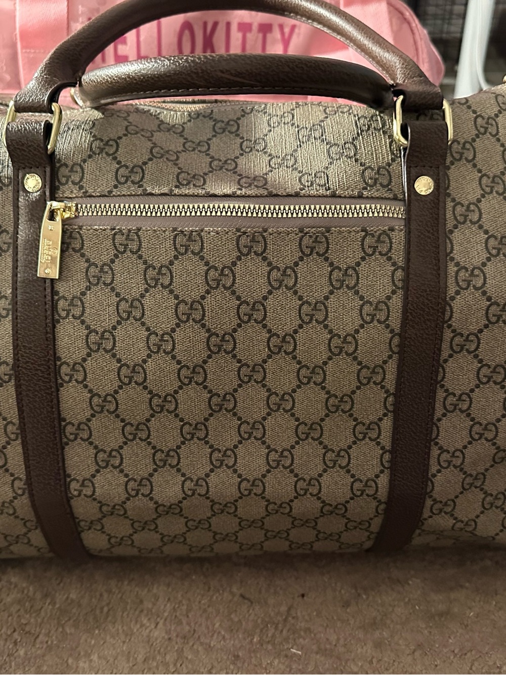 UNBRANDED DUFFEL BAG - Picture 6 of 9